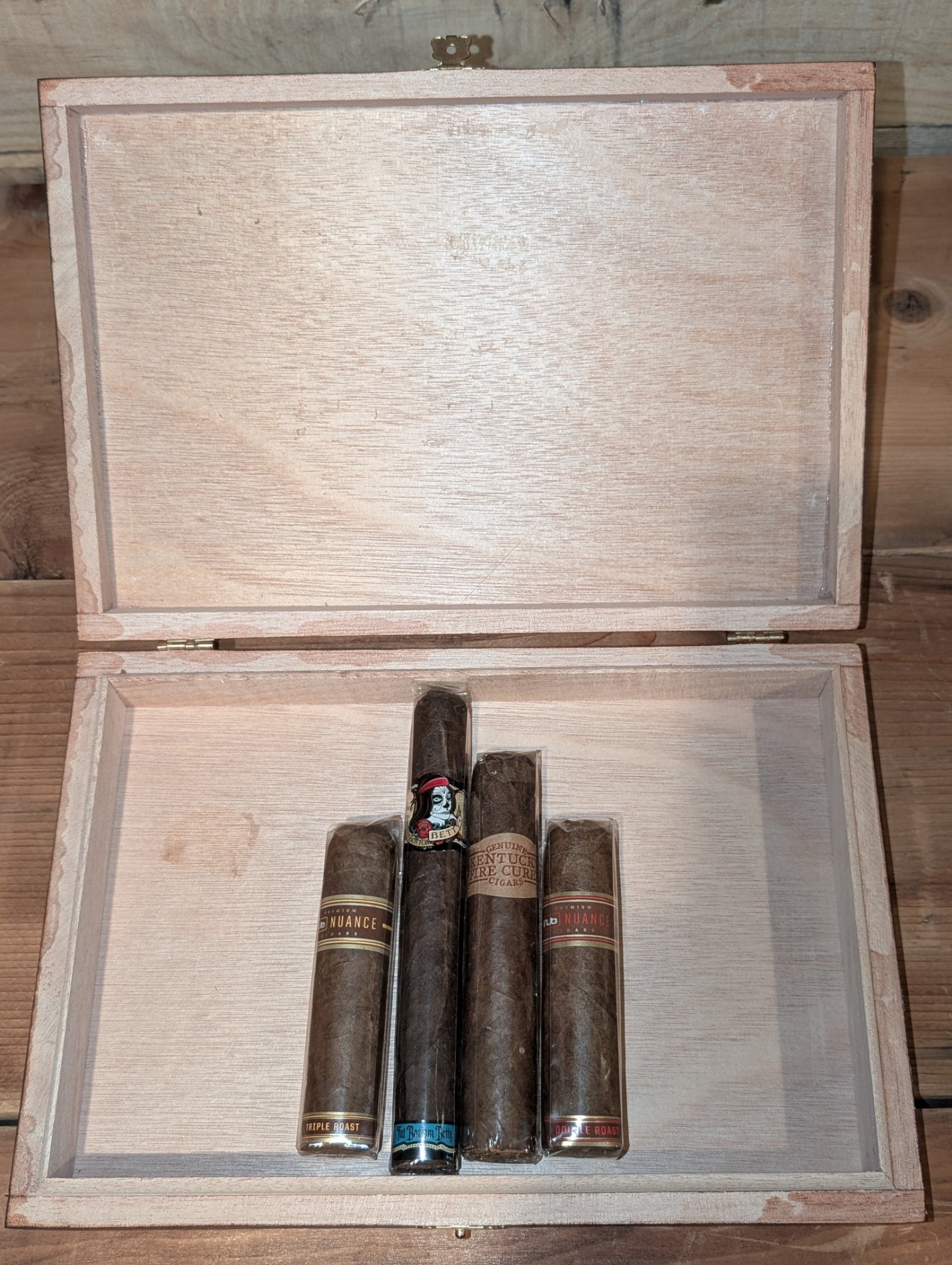 The Kings Box Crowned Skull