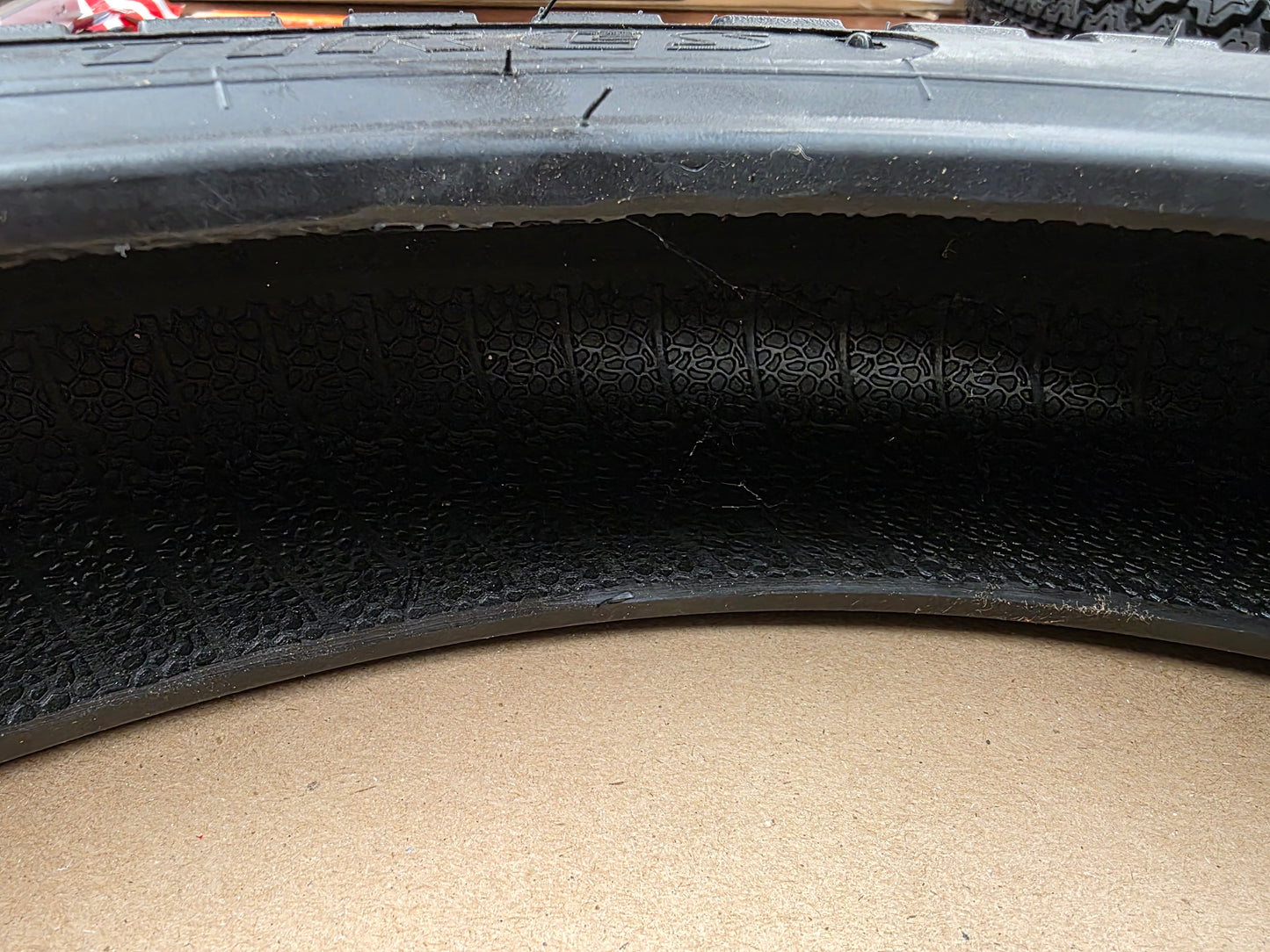 MMG YX-P45 2.75-18 6PR TT Motorcycle and Large Scooter Tire.
