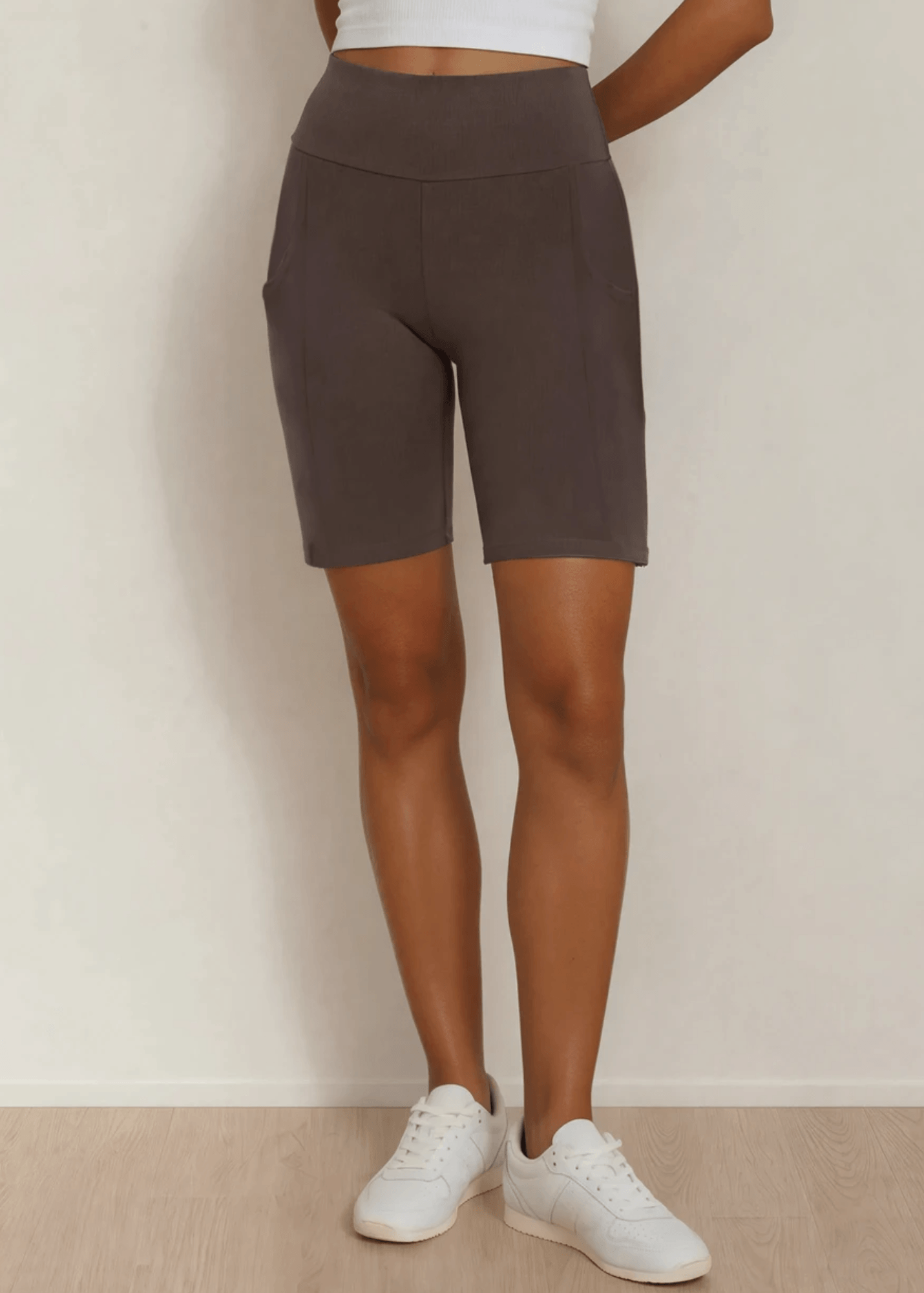 Hilton Head Hybrid Shorts (Light Denim)