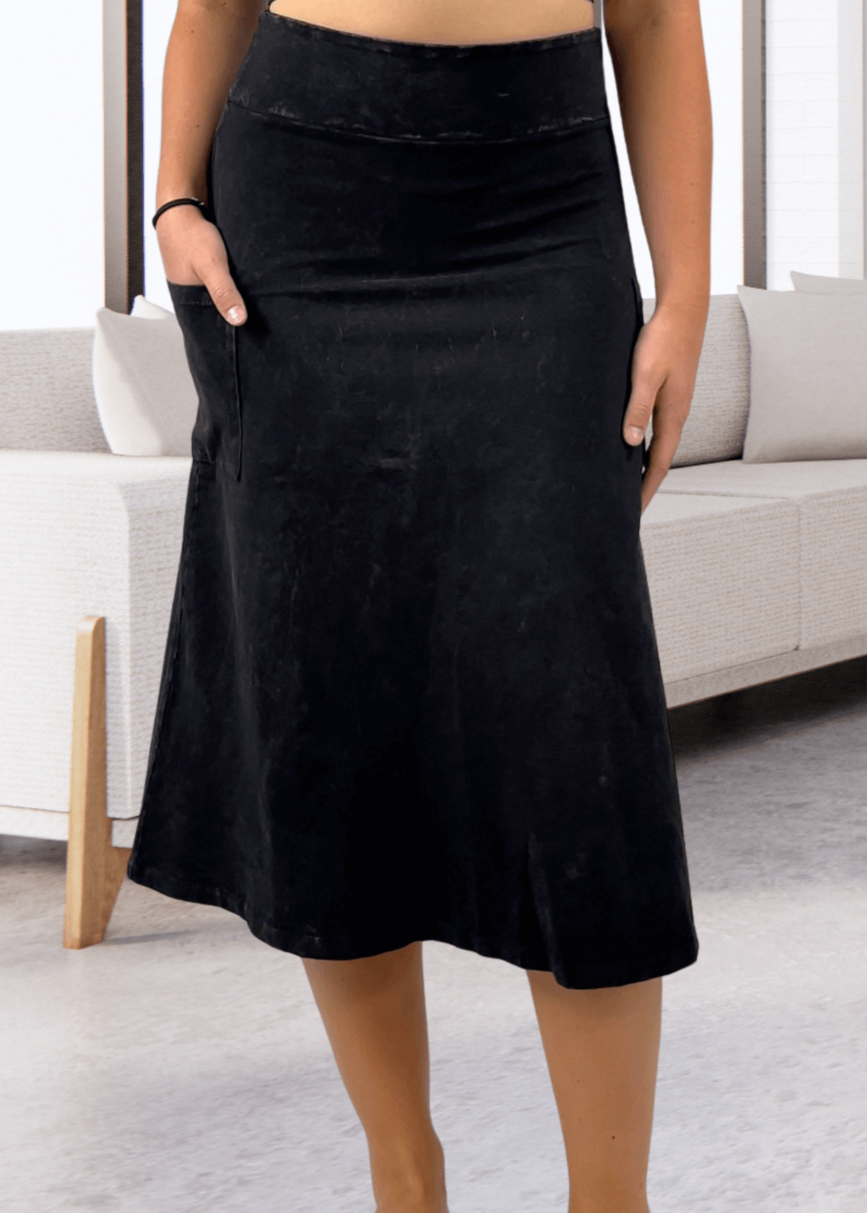 Alyssa Very Versatile Cotton Skirt in Dark Denim
